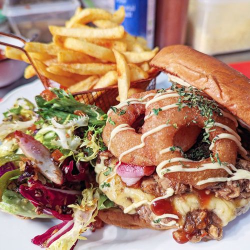 Leona's Canadian Kitchen Takeover