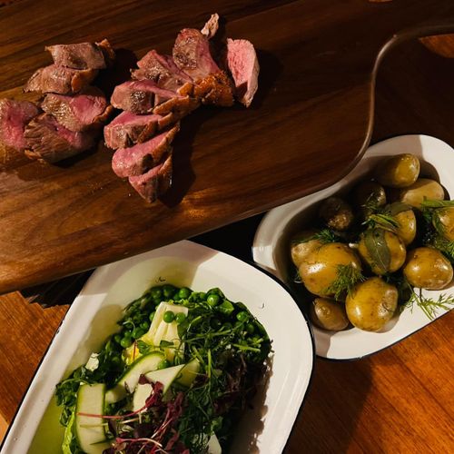 Sunday Roasts with Mellee's Sunday Kitchen